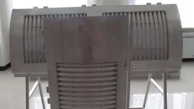 고속열차 부품으로는 사이드 스커트, 그릴, 손잡이가 포함됩니다