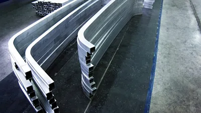 고속도로 운송 – 전 알루미늄 버스 프레임