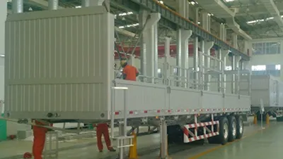 반개방 트레일러